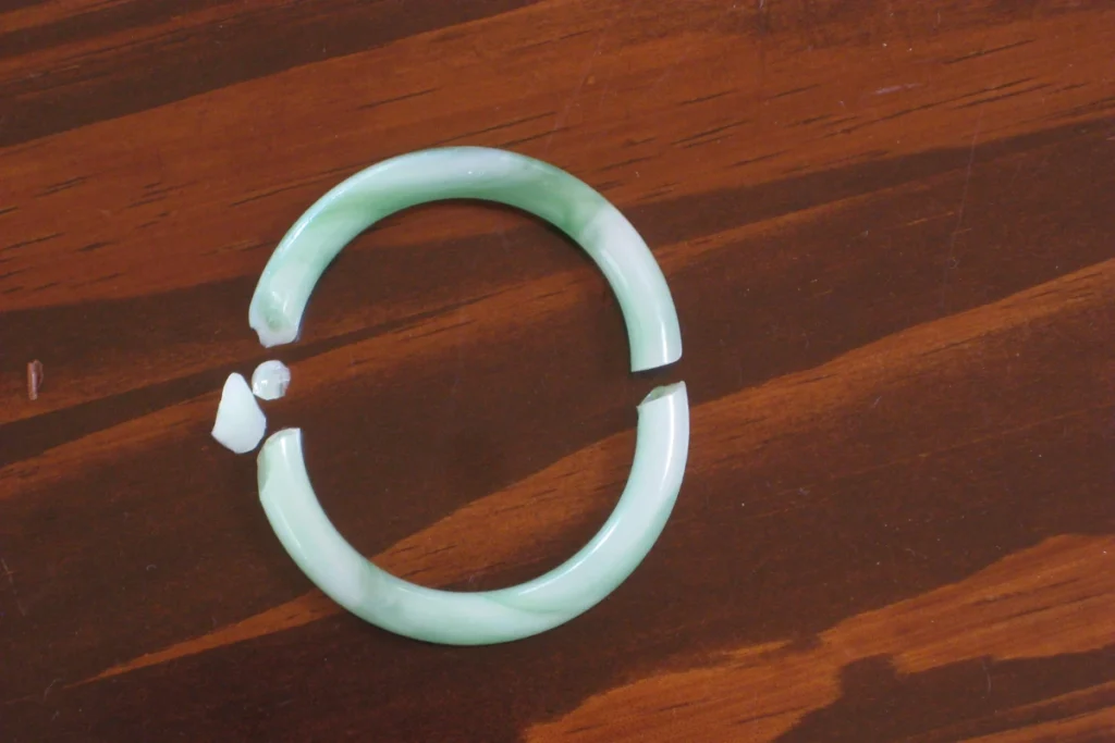 bracelet-breaking-symbolism-across-cultures
