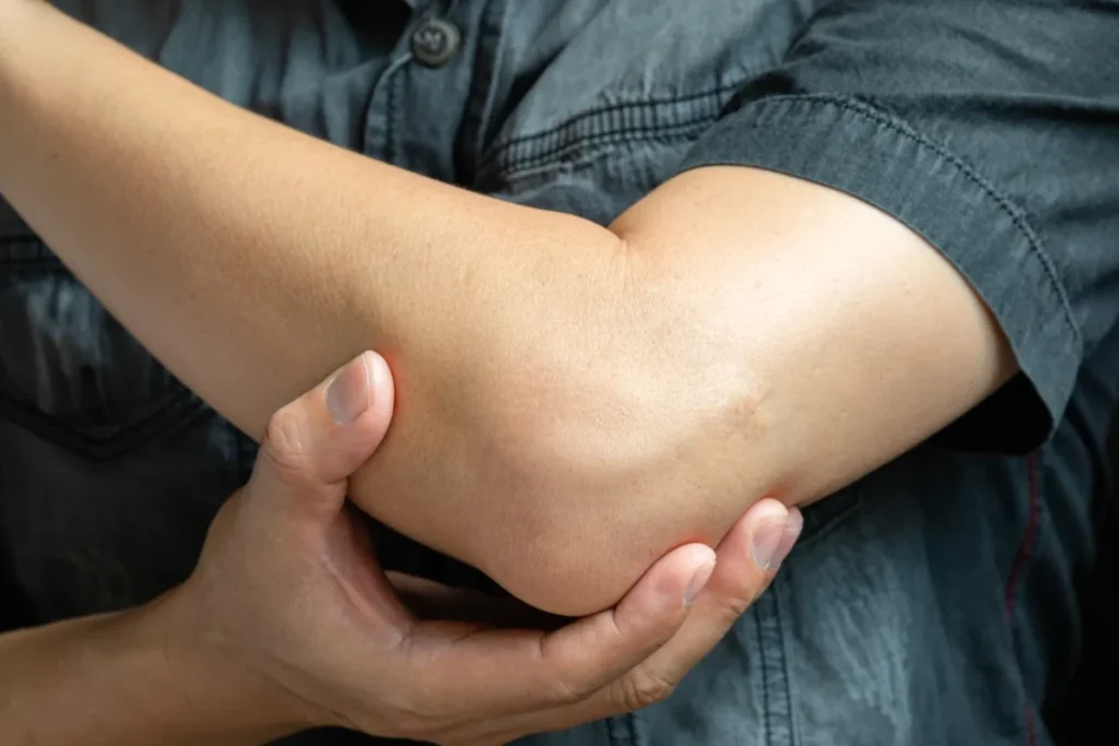 right-elbow-pain-spiritual-meaning