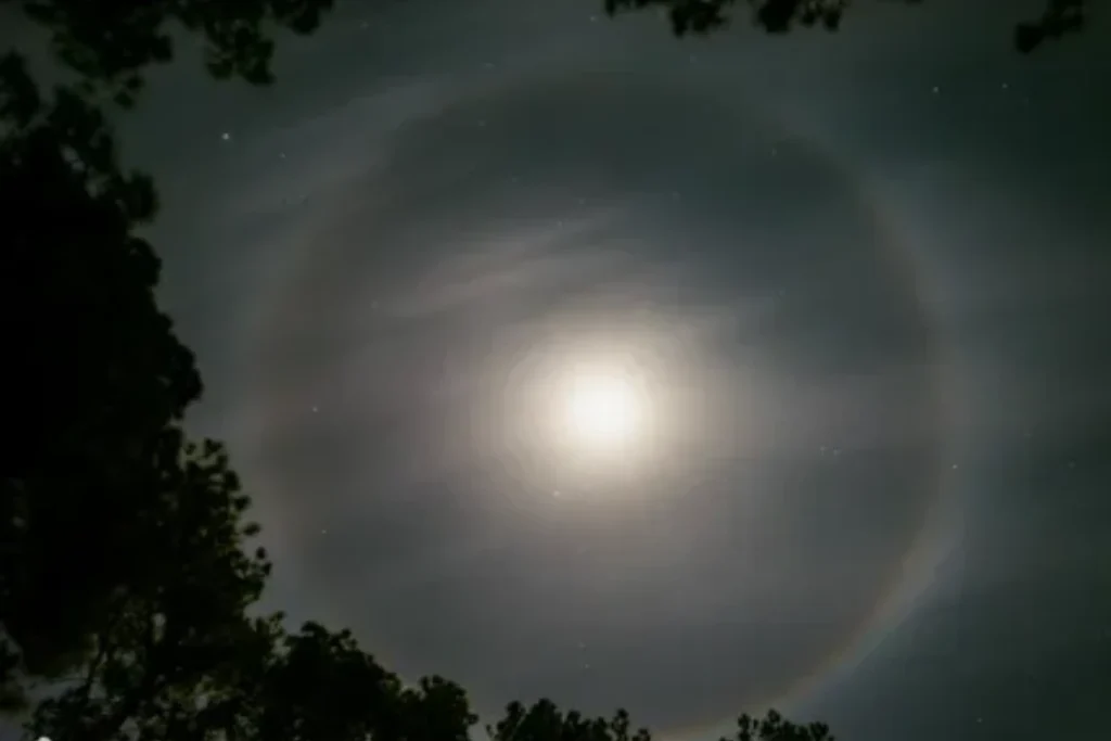 what-does-a-ring-around-the-moon-mean-spiritually